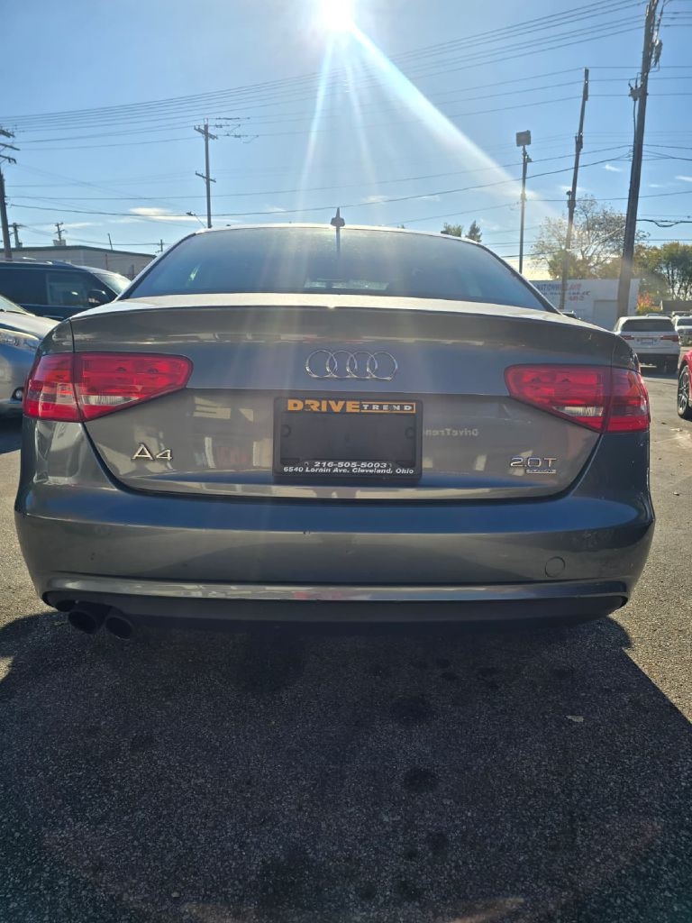 Audi A4  2013