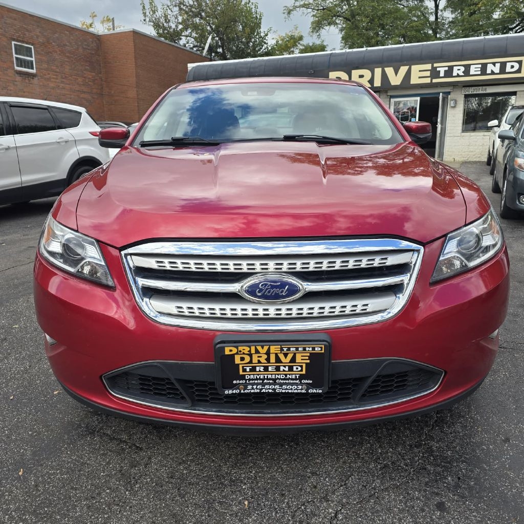 Ford Taurus  2012
