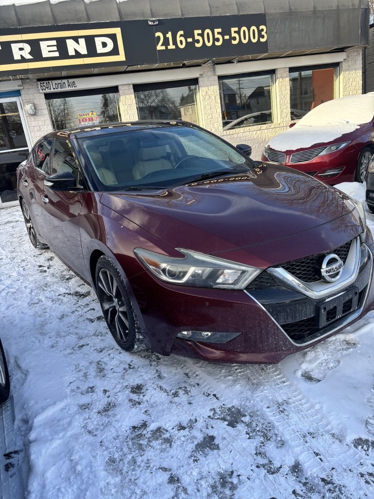 Nissan Maxima  2017