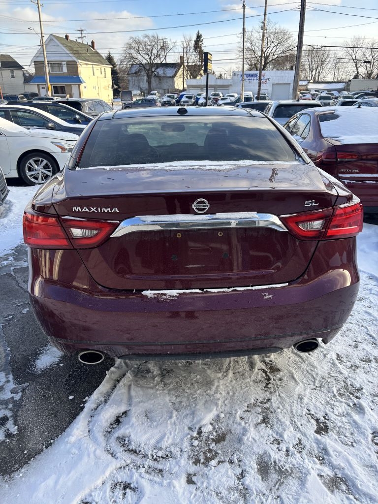 Nissan Maxima  2017