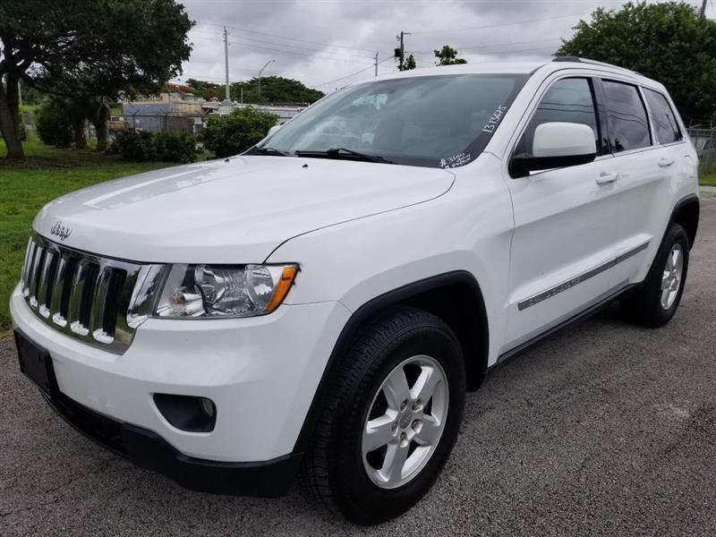 Jeep Grand Cherokee Laredo 4WD 2013