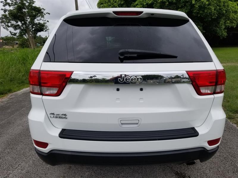 Jeep Grand Cherokee Laredo 4WD 2013