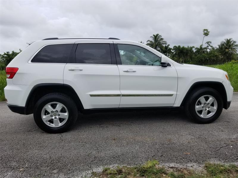 Jeep Grand Cherokee Laredo 4WD 2013