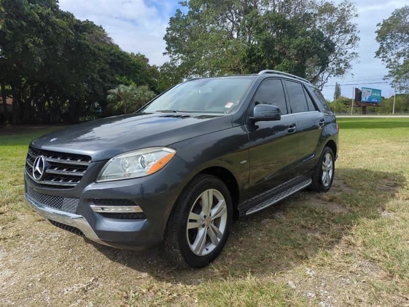 Mercedes-Benz M-Class ML350 4MATIC 2012