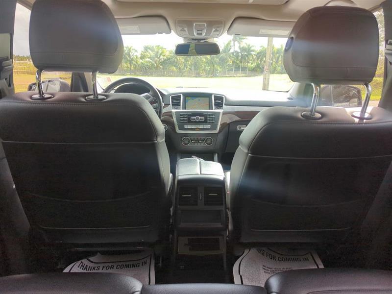 Mercedes-Benz M-Class ML350 4MATIC 2012