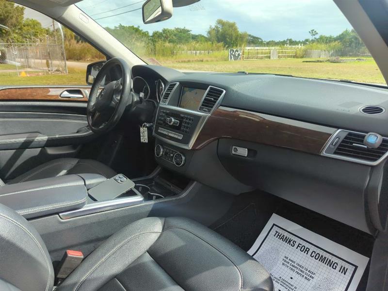 Mercedes-Benz M-Class ML350 4MATIC 2012