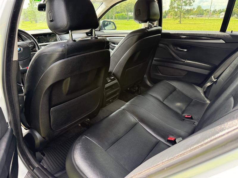 BMW 5-Series 535i 2014