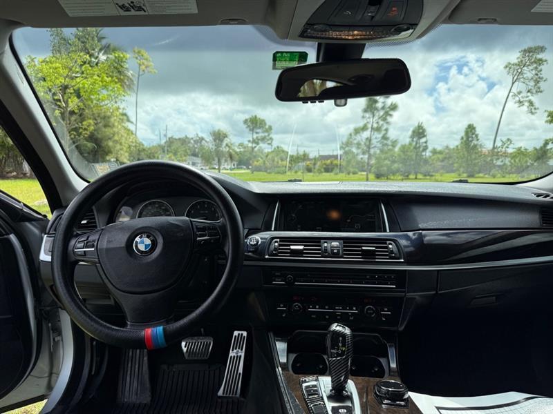 BMW 5-Series 535i 2014