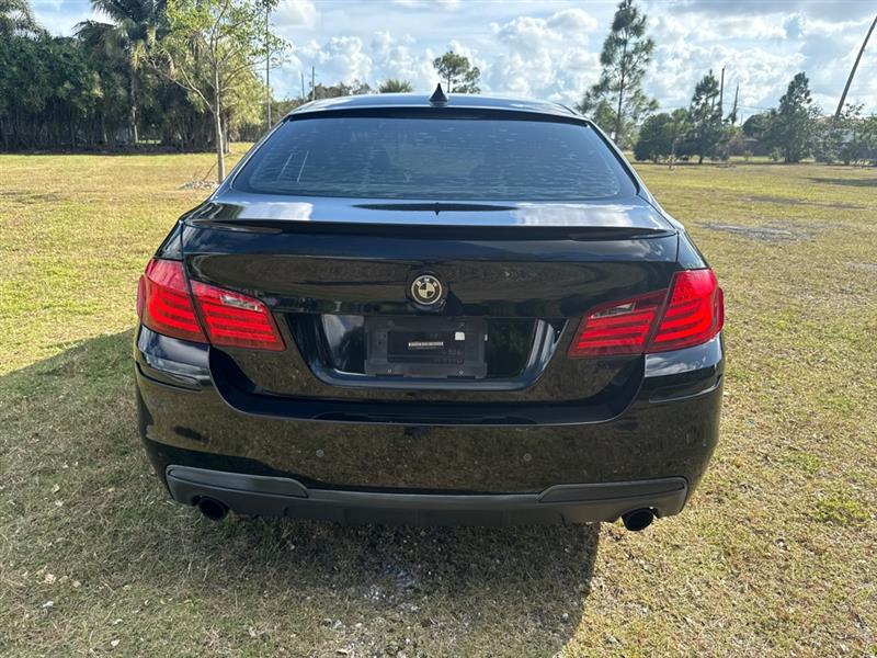 BMW 5-Series 535i 2011