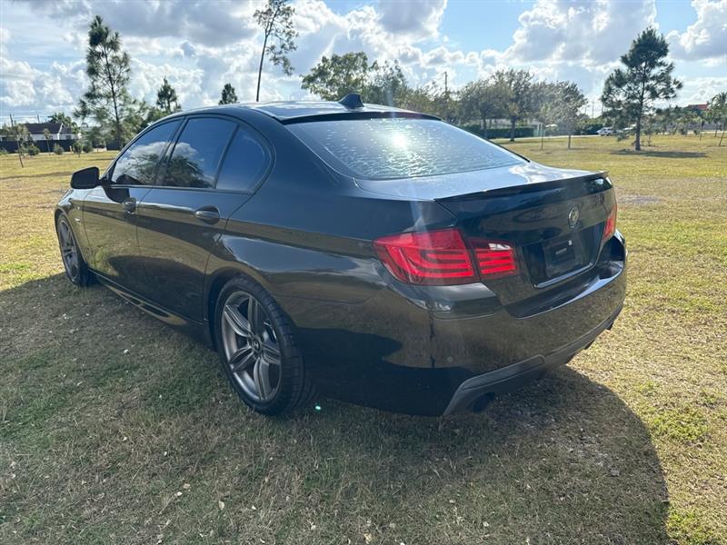 BMW 5-Series 535i 2011