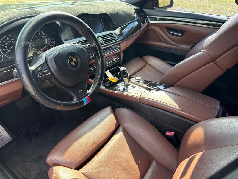 BMW 5-Series 535i 2011