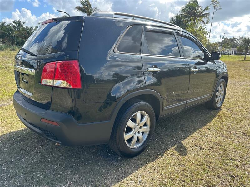 Kia Sorento LX 2WD 2013