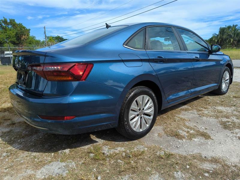 Volkswagen Jetta 1.4T S 8A 2019