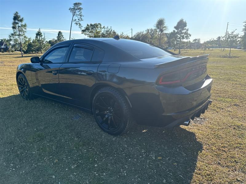 Dodge Charger SE 2016