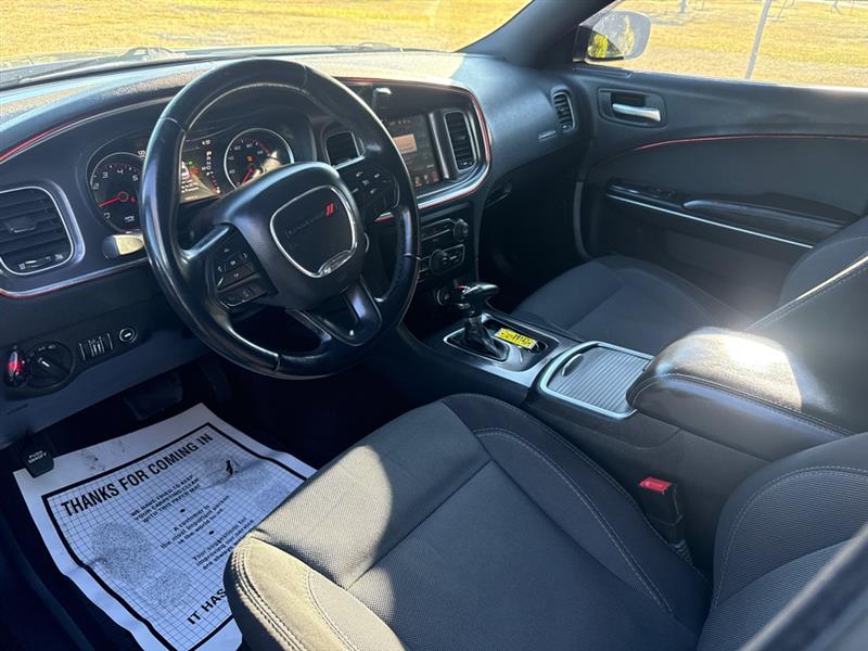 Dodge Charger SE 2016