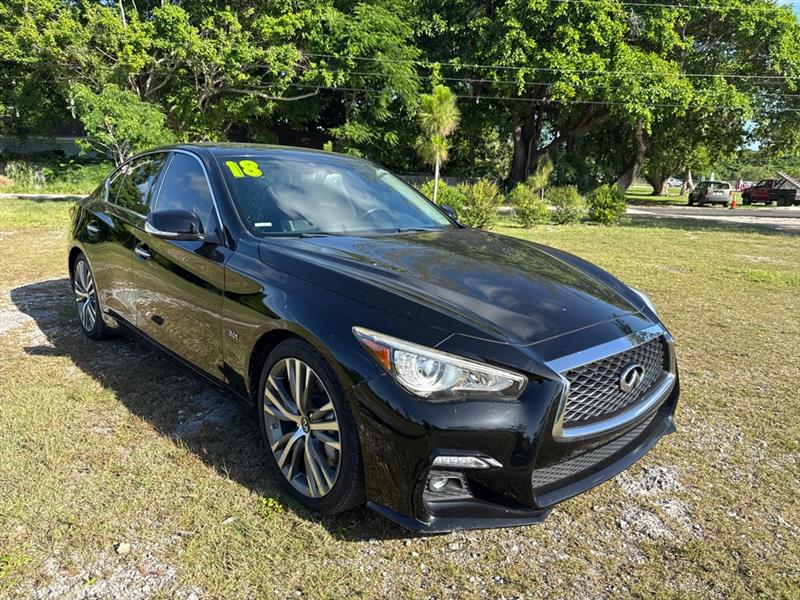 Infiniti Q50 3.0t LUXE 2018