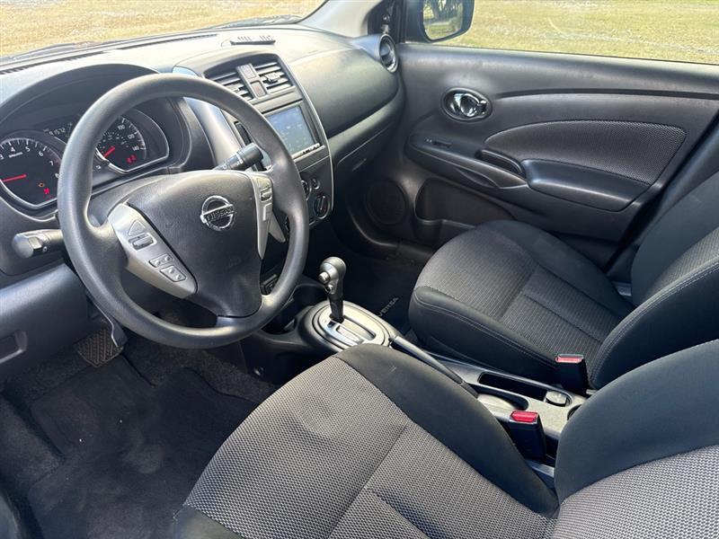 Nissan Versa 1.6 S 5M 2019