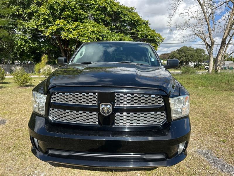 RAM 1500 Tradesman Crew Cab SWB 4WD 2014