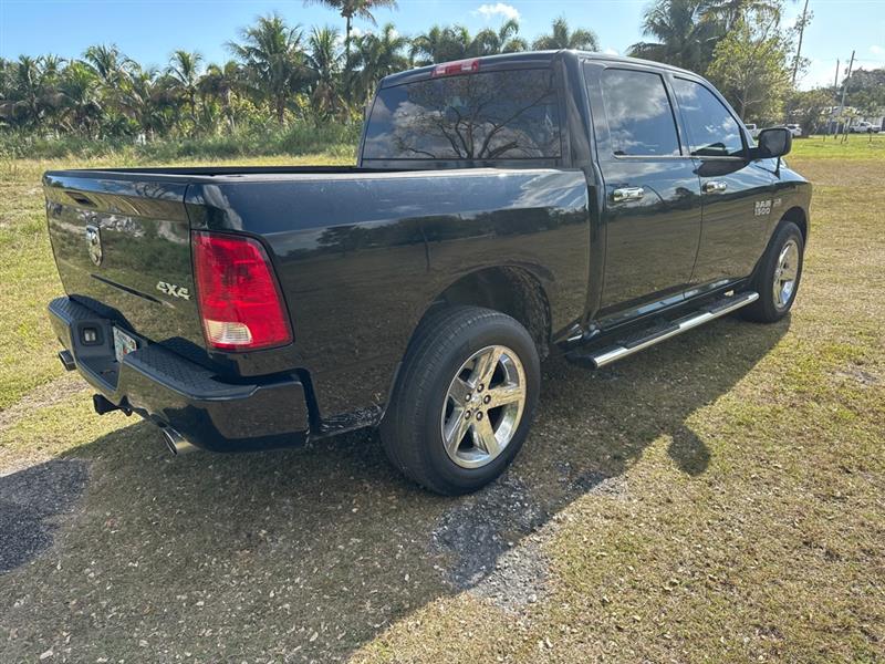 RAM 1500 Tradesman Crew Cab SWB 4WD 2014