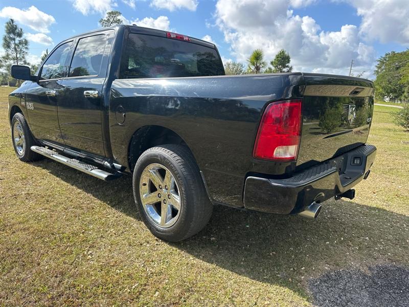 RAM 1500 Tradesman Crew Cab SWB 4WD 2014