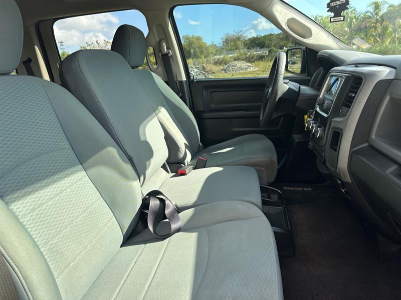 RAM 1500 Tradesman Crew Cab SWB 4WD 2014