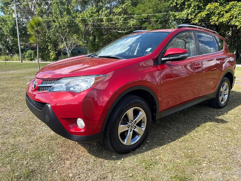 2015 Toyota RAV4 XLE FWD