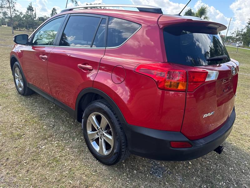 Toyota RAV4 XLE FWD 2015
