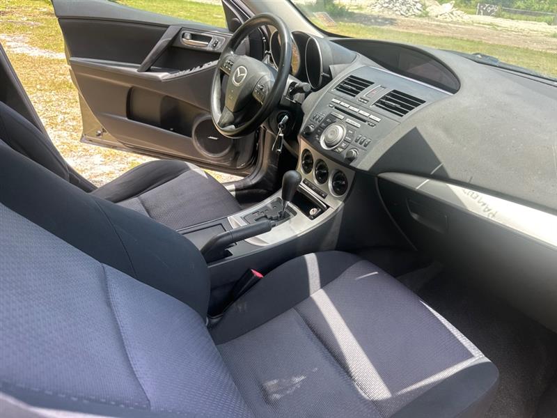 Mazda MAZDA3 i SV 4-Door 2010