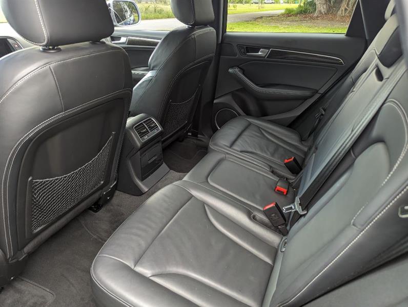 Audi SQ5 3.0T Premium Plus quattro 2015