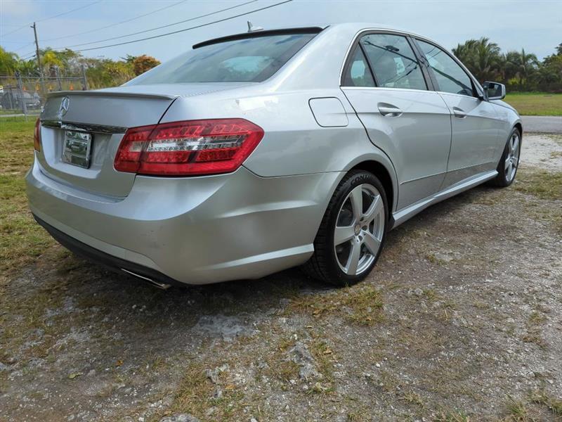 Mercedes-Benz E-Class E350 Sedan 2010
