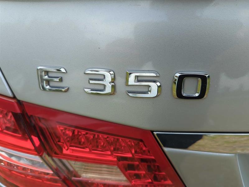 Mercedes-Benz E-Class E350 Sedan 2010