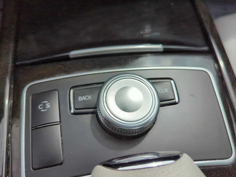 Mercedes-Benz E-Class E350 Sedan 2010