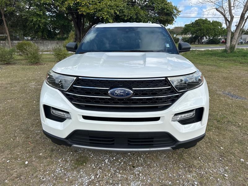 Ford Explorer XLT AWD 2020