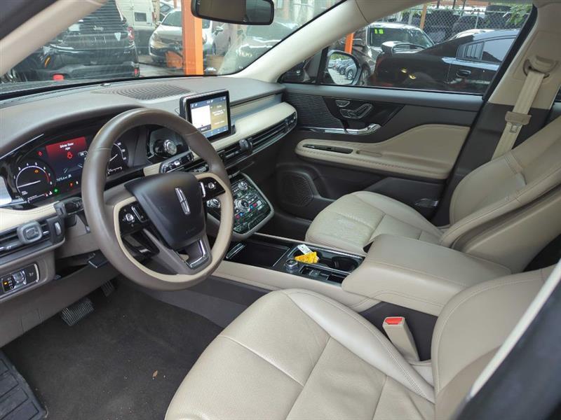 Lincoln Corsair Base 2022