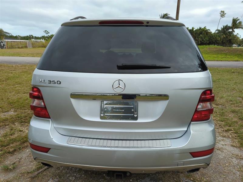 Mercedes-Benz M-Class ML350 2011