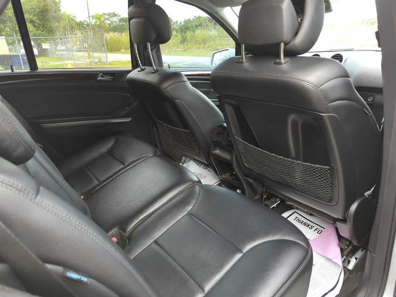 Mercedes-Benz M-Class ML350 2011