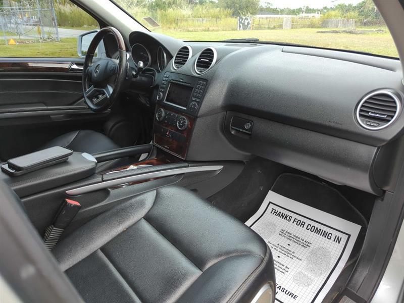 Mercedes-Benz M-Class ML350 2011