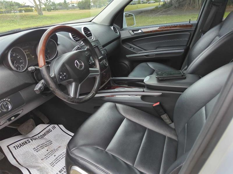 Mercedes-Benz M-Class ML350 2011