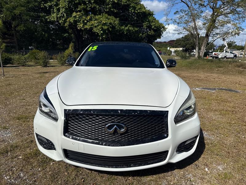Infiniti Q70 37 2015