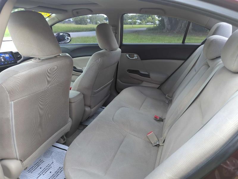 Honda Civic EX Sedan 5-Speed AT 2012
