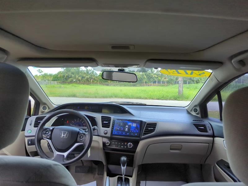 Honda Civic EX Sedan 5-Speed AT 2012