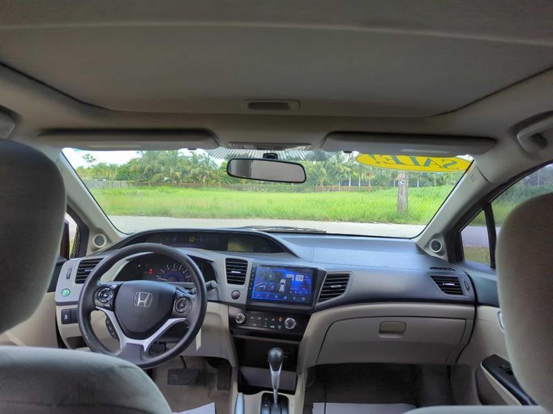 Honda Civic EX Sedan 5-Speed AT 2012