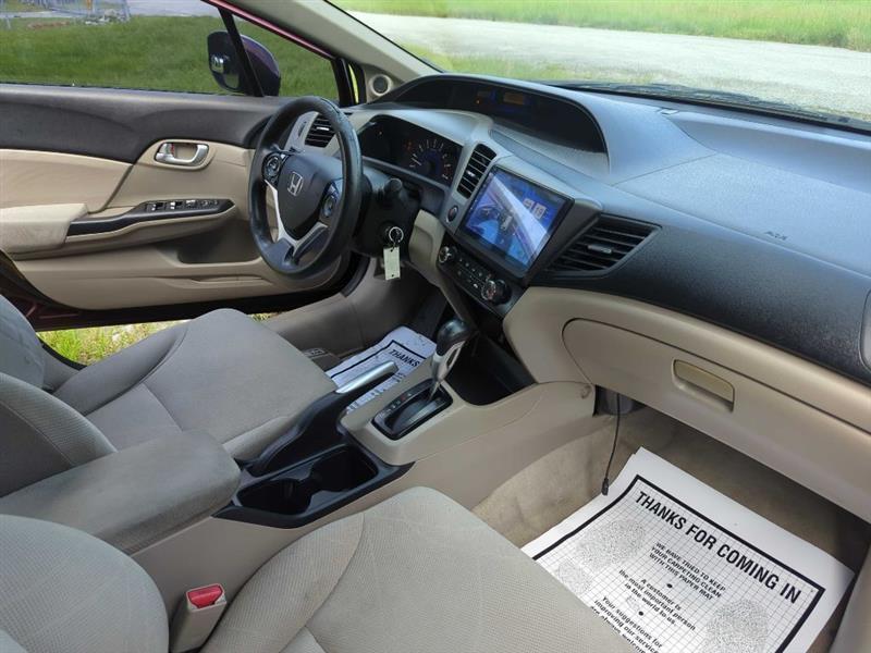 Honda Civic EX Sedan 5-Speed AT 2012