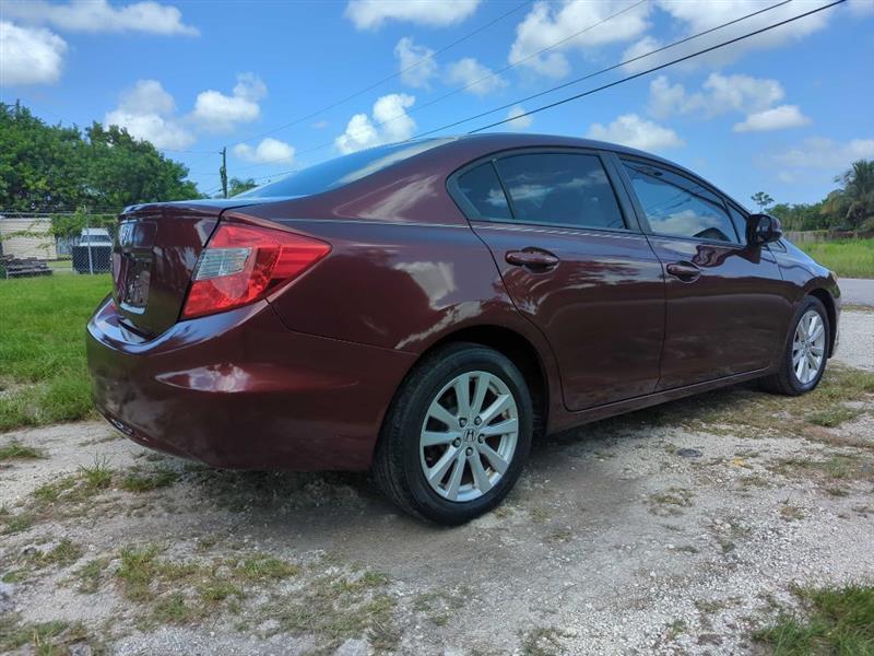 Honda Civic EX Sedan 5-Speed AT 2012