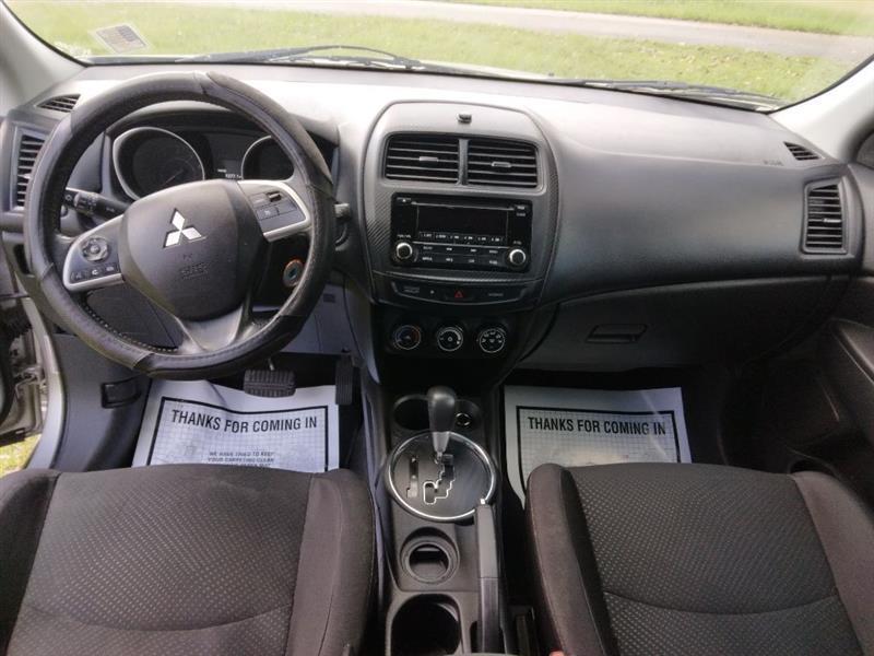 Mitsubishi Outlander Sport ES 2WD 2015