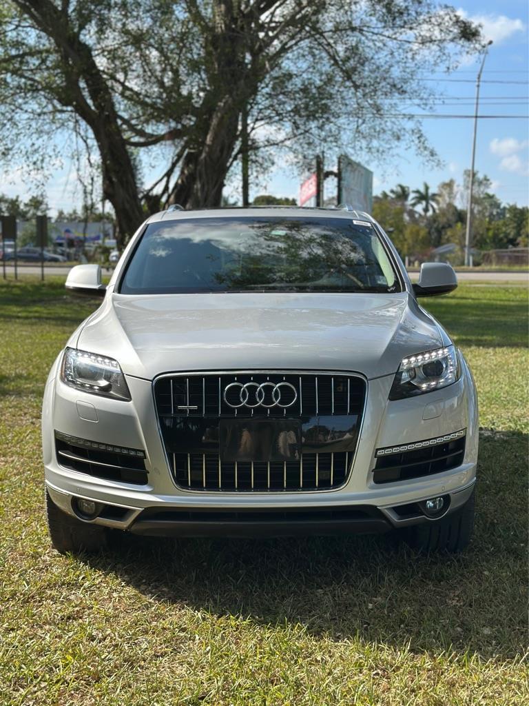 Audi Q7 3.0T Premium Plus quattro 2015