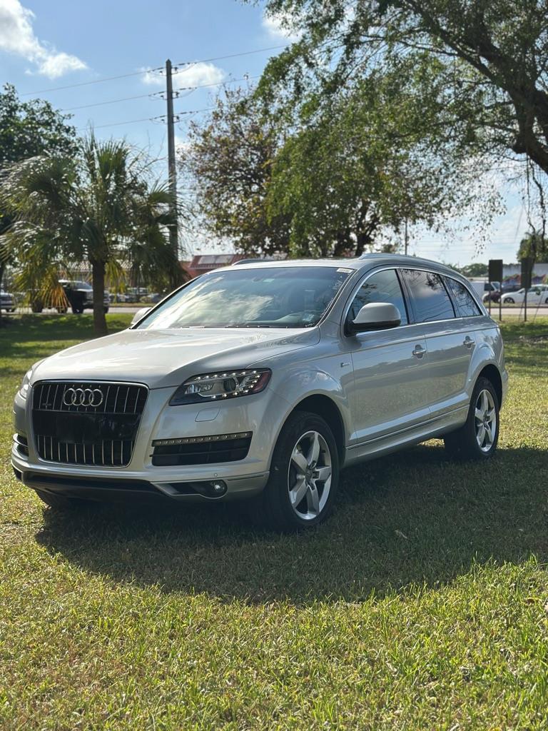 Audi Q7 3.0T Premium Plus quattro 2015