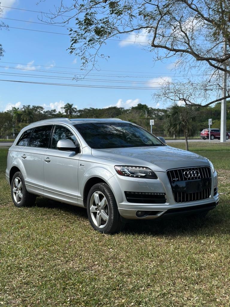 Audi Q7 3.0T Premium Plus quattro 2015