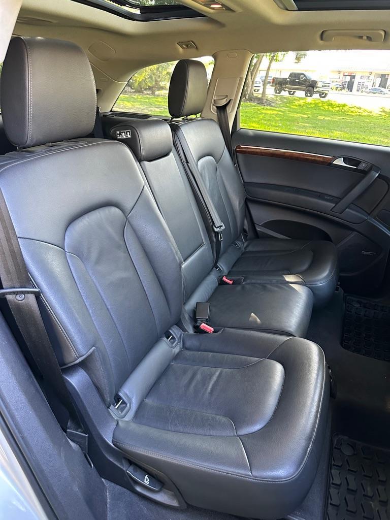 Audi Q7 3.0T Premium Plus quattro 2015