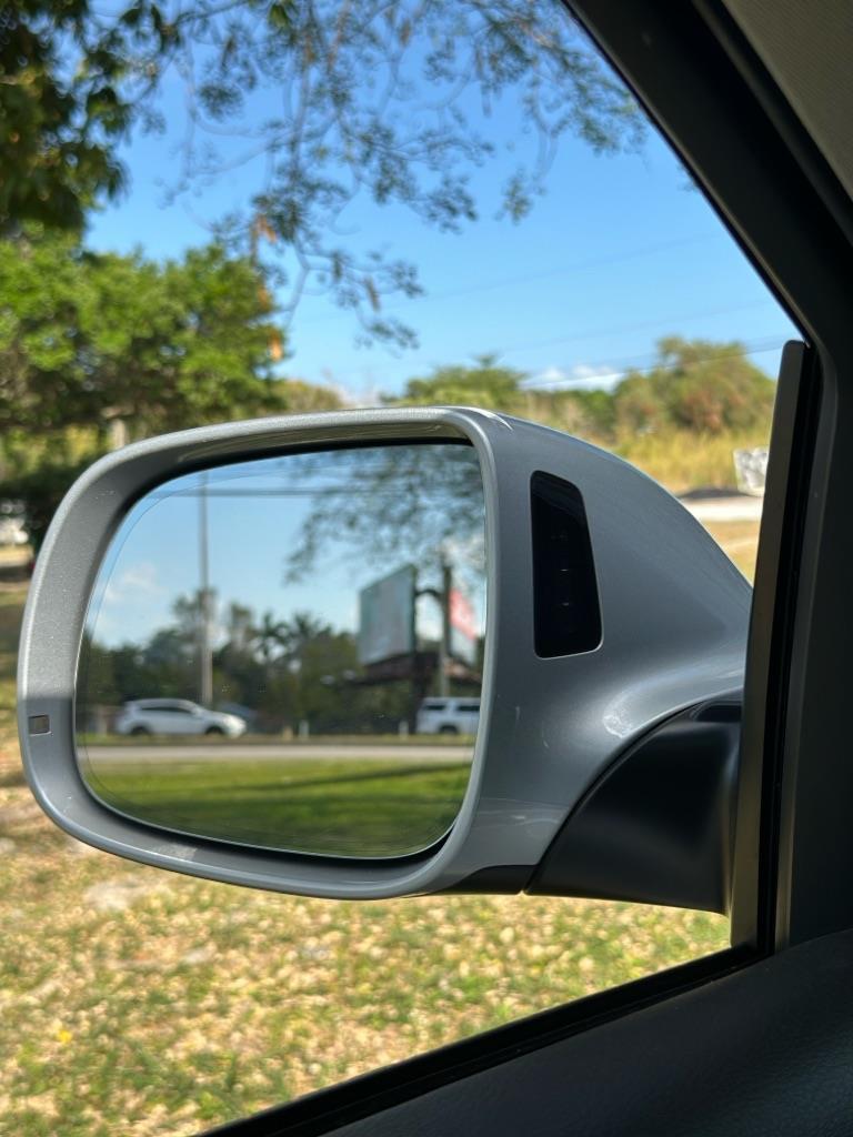 Audi Q7 3.0T Premium Plus quattro 2015